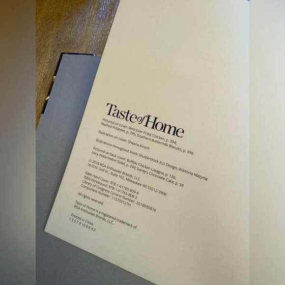 Taste of Home Favorites recipes across generations 25th anniversary cookbook - Picture 5 of 6